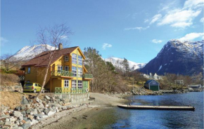 Nice Apartment In Rosendal With House Sea View
